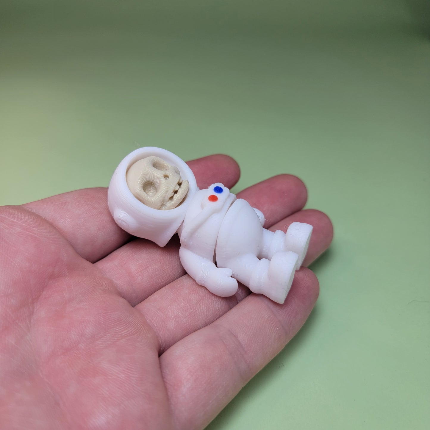 ぽっちゃり宇宙飛行士さん (💀バージョン)
